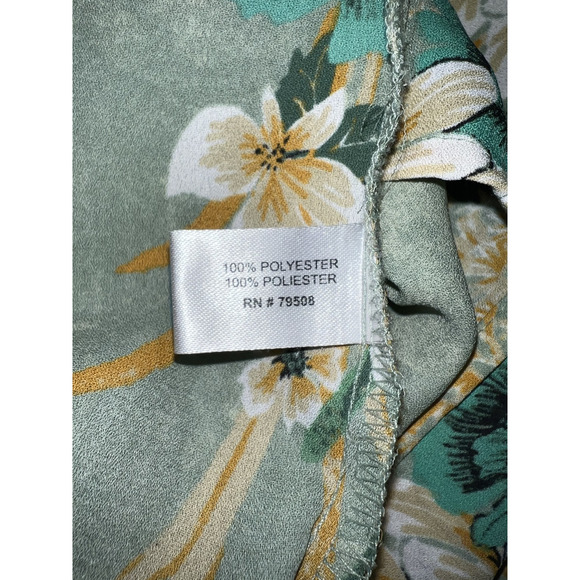 Violet & Claire Top Size 2X Green Floral Accordion Pleated Sleeves V-neck Tunic - Picture 9 of 10